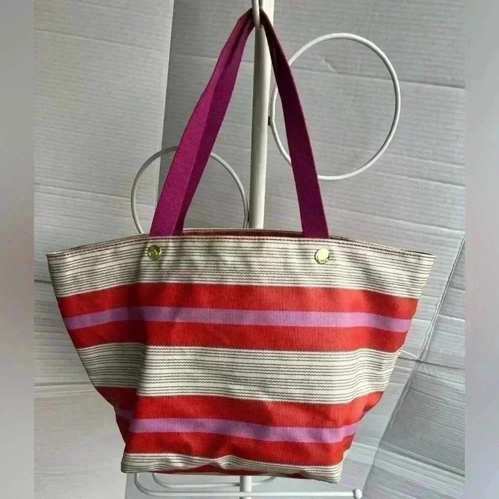 Fossil Key Per Tote - Picture 2 of 10